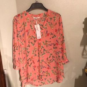 Christmas Tip🎄 Rose & Olive blouse